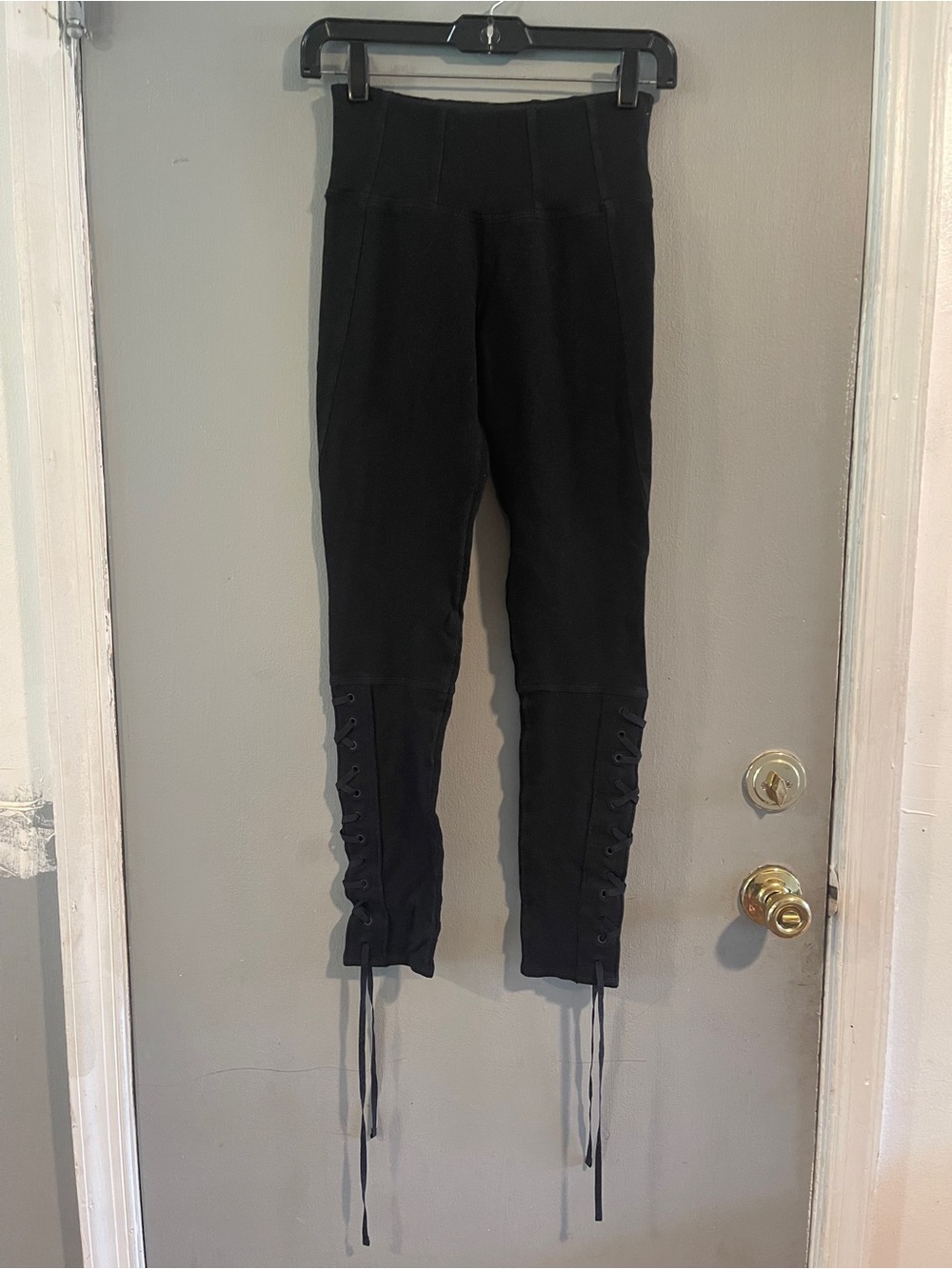 FP Movement High Rise Pixi Lace Up Legging Black Size XS‎